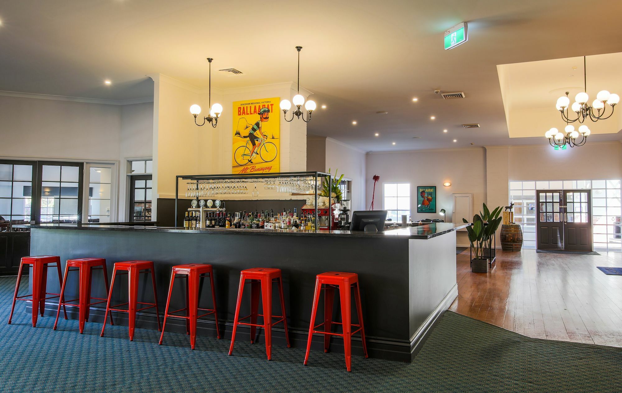 Mercure Ballarat Hotel & Convention Centre Exterior photo